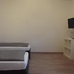 Myhome10 Wiesbaden-mainz Apartmán *