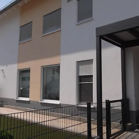 Myhome10 Wiesbaden-mainz Висбаден