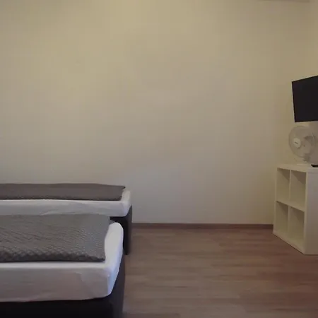 Myhome10 Wiesbaden-mainz Lägenhet *