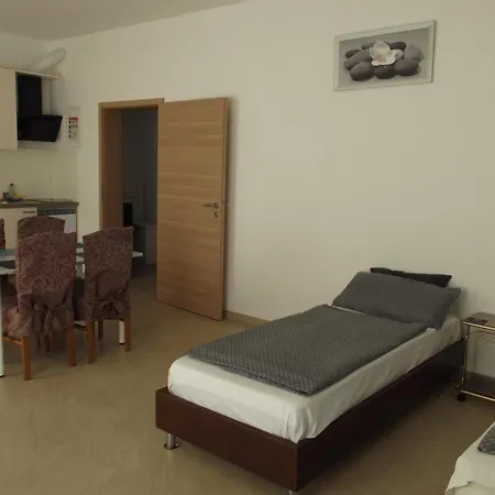 Myhome10 Wiesbaden-mainz Lägenhet *